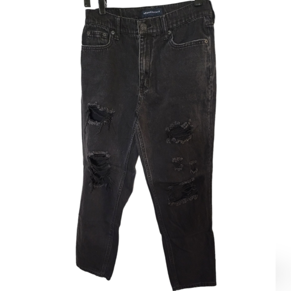 𝅺Aeropostale distressed black‎ mom jeans